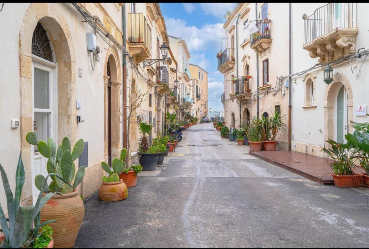 Appartement La Casa Di Eva In Via Nizza à Syracuse Extérieur photo